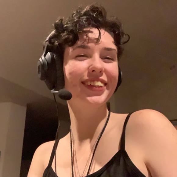 Meet your Posher, Carmen lee - Picture 1 of 1